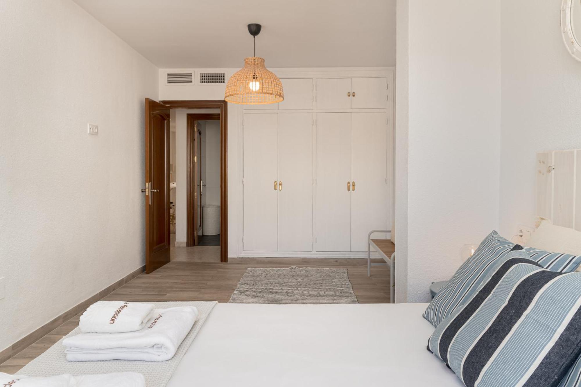 Apartamento C103 - Sunny Terrace, Old Town Views Málaga Exterior foto