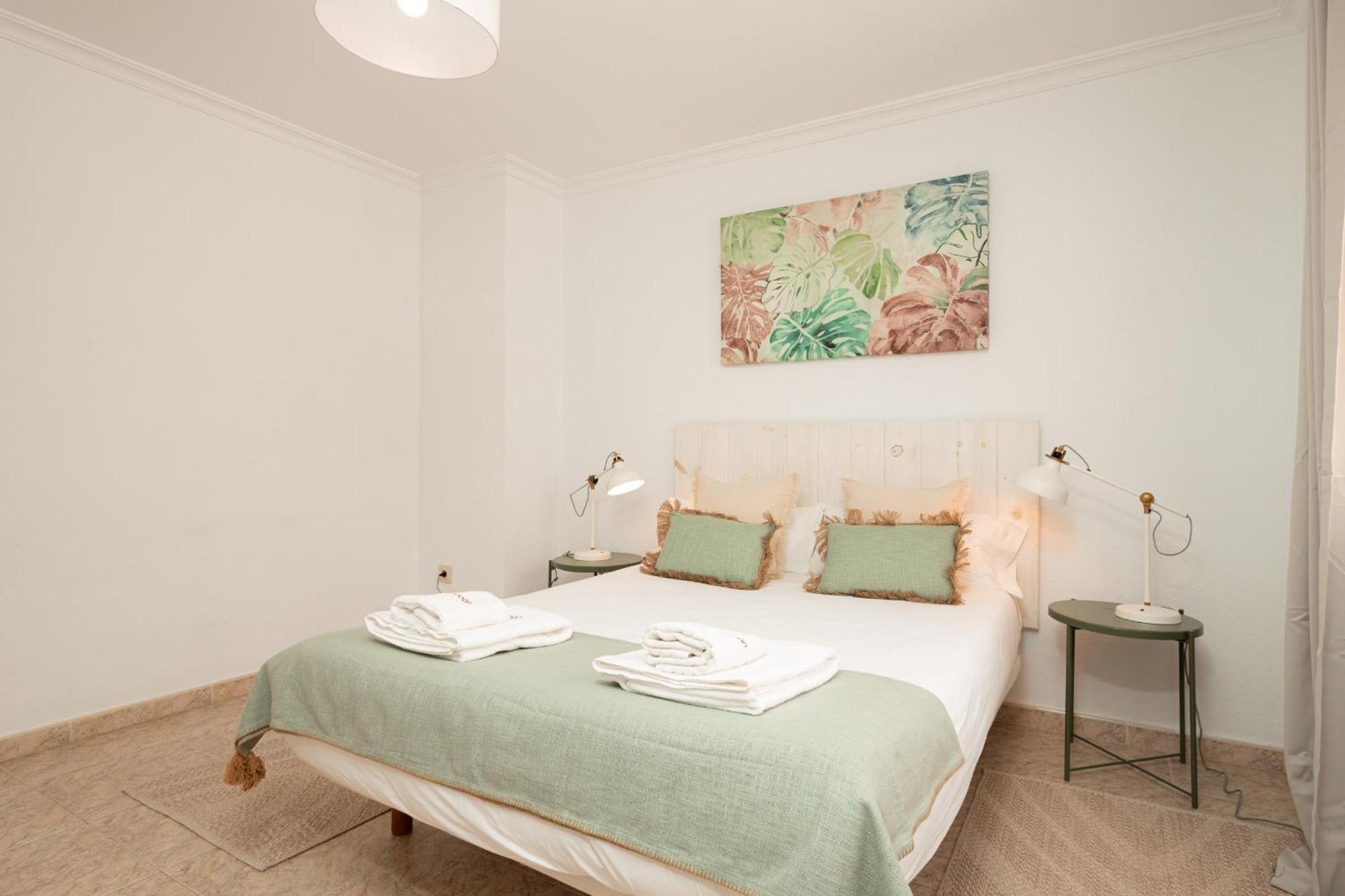 Apartamento C103 - Sunny Terrace, Old Town Views Málaga Exterior foto