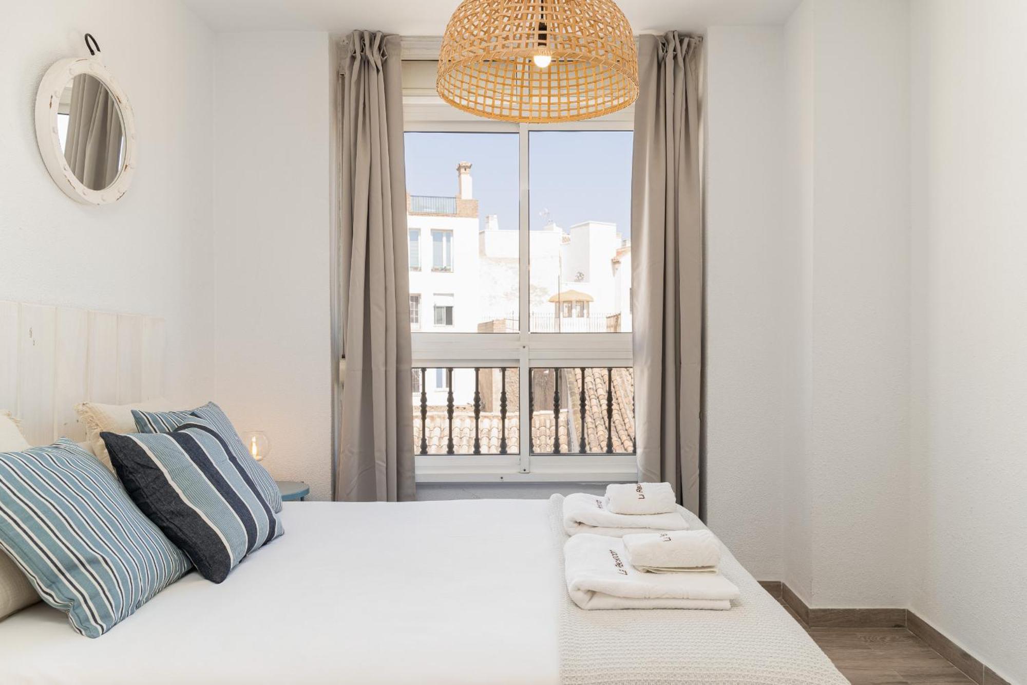 Apartamento C103 - Sunny Terrace, Old Town Views Málaga Exterior foto